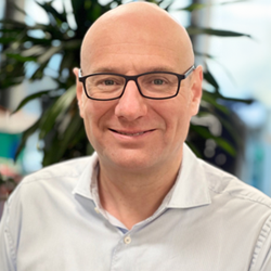 Michael Bouscheljong